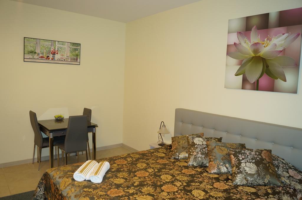Apartamentai Vyta クライペダ エクステリア 写真